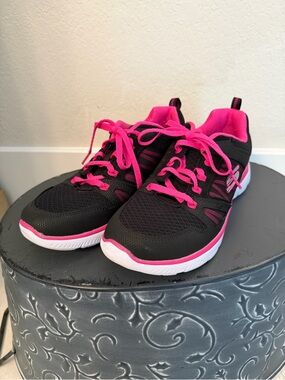 Sportswear Trendy sketchers leather and mesh lightweight sneaker SN 12997 BLHP